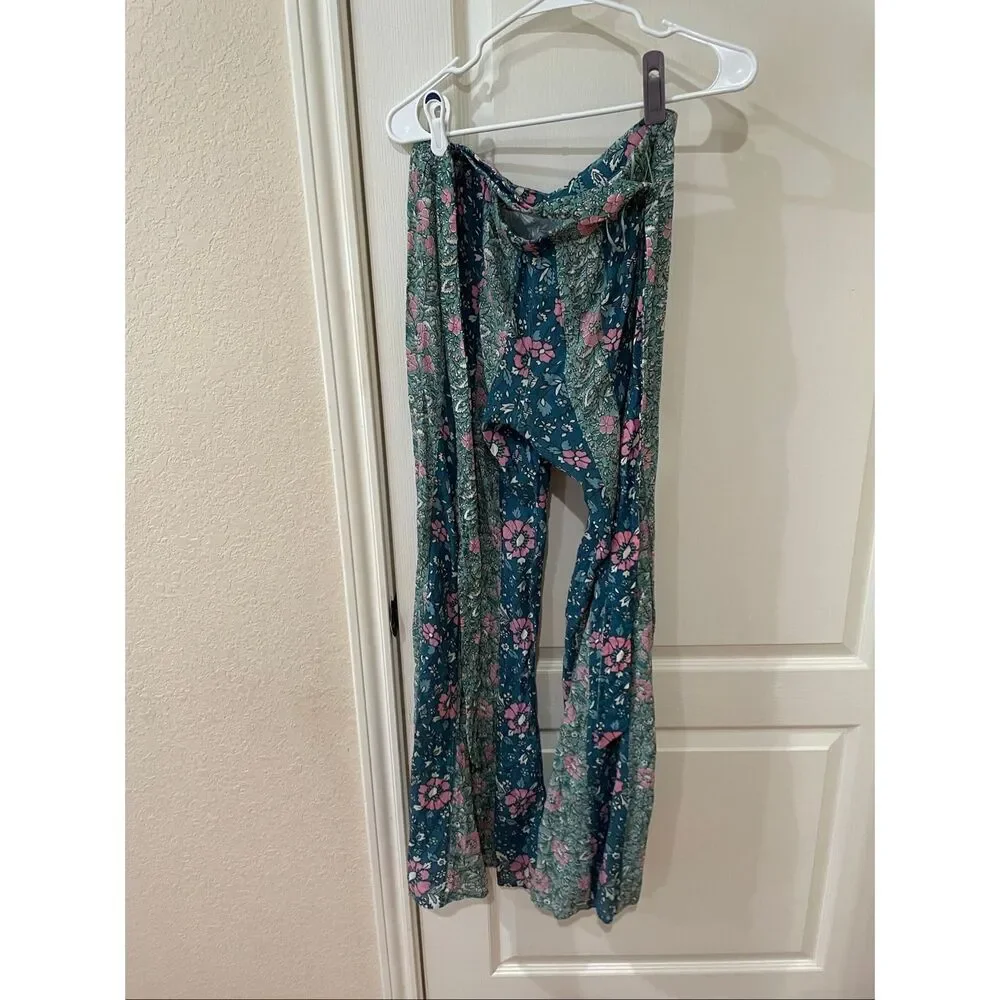 Free People BALI Sultry Bohemian Flare pant size small - Picture 5 of 6